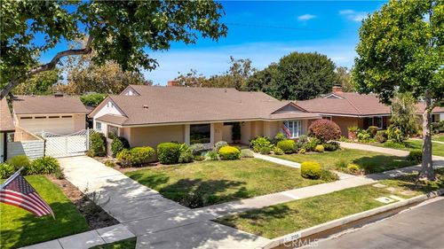 2108 N Rosewood Ave, Santa Ana, CA, 92706-3746 | Card Image