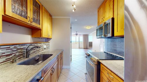 907-1676 Ala Moana Blvd, Honolulu, HI, 96815-1417 | Card Image