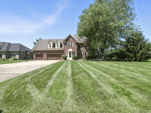 2940 Sunderland Dr, Martinsville, IN, 46151-7482 | Card Image