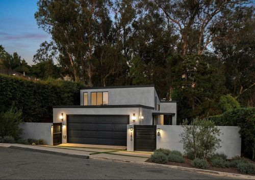 180 Hermosillo Rd, Montecito, CA, 93108-2415 | Card Image