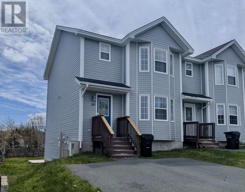29 Maclaren Pl, St. John's, NL, A1B5E1 | Card Image