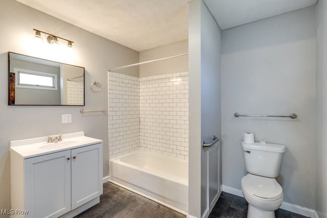 1282 E 137 Th St, House other with 4 bedrooms, 2 bathrooms and null parking in East Cleveland OH | Image 4