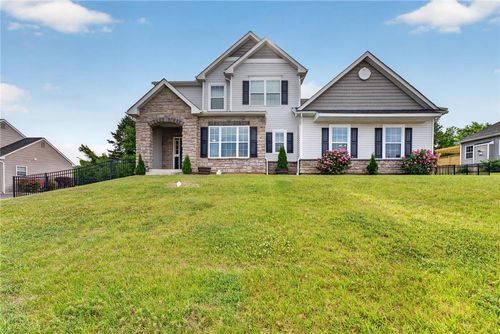 1011 Fehnel Dr, Easton, PA, 18045-2044 | Card Image