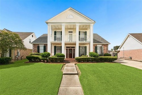 32 Madewood Dr, Marrero, LA, 70072-5072 | Card Image