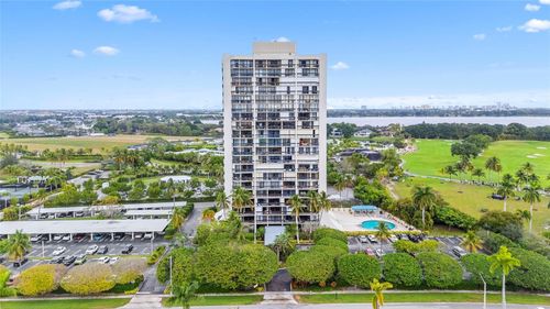 1502-2400 Presidential Way, West Palm Beach, FL, 33401-1327 | Card Image