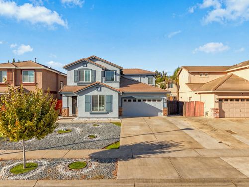 8015 Tolkien Ave, Elk Grove, CA, 95758-7255 | Card Image