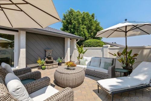 17568 Saint Andrews Dr, Poway, CA, 92064-1235 | Card Image