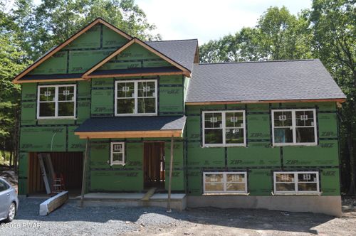 125 Gunstock Ln, Tafton, PA, 18464-9613 | Card Image