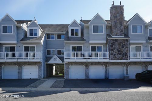 1111 Scarlet Oak Ave, Toms River, NJ, 08755-1062 | Card Image