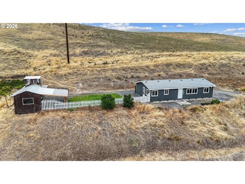 2007 Sw 44th St, Pendleton, OR, 97801-4222 | Card Image