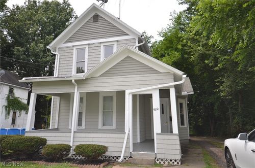 900 Sherman St, Akron, OH, 44311-2466 | Card Image