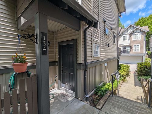 134-3288 Noel Dr, Burnaby, BC, V3J1J8 | Card Image
