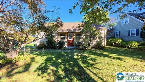 403 S 24th St, ALLENTOWN, PA, 18104-6601 | Card Image