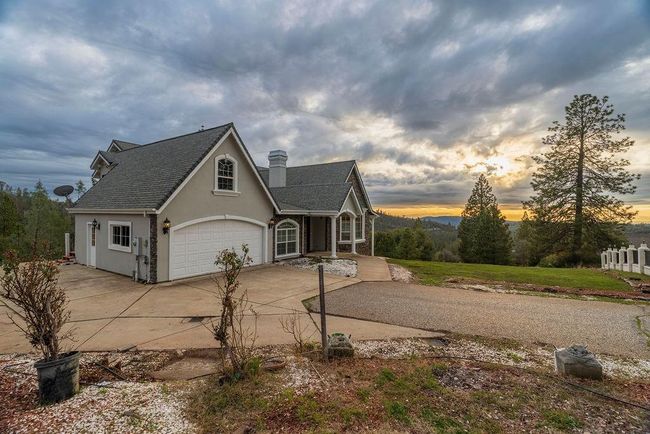 10246 Ranch Rd, House other with 4 bedrooms, 3 bathrooms and null parking in Rough And Ready CA | Image 62