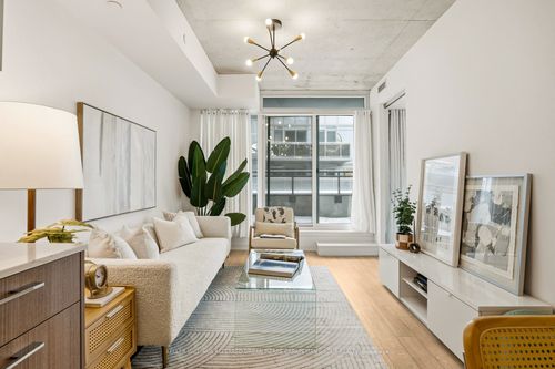 507-45 Baseball Pl, Toronto, ON, M4M0H1 | Card Image