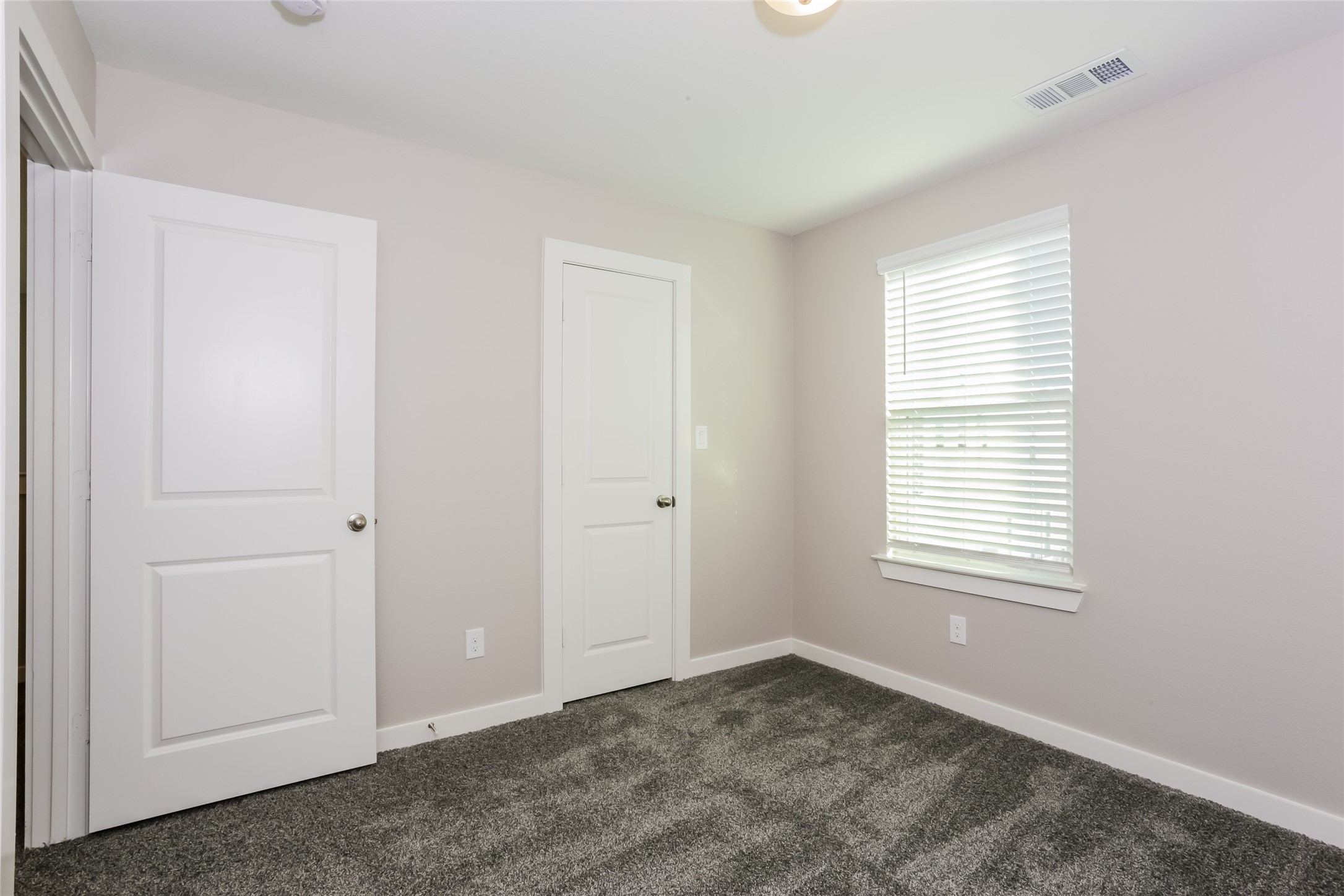 Residential Lease in Arlington 3
