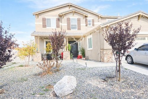 15958 Blue Colt Way, Victorville, CA, 92394-6731 | Card Image