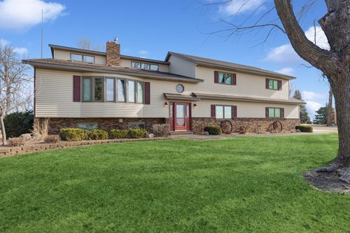 82382 County Road 8, Buffalo Lake, MN, 55314-2129 | Card Image