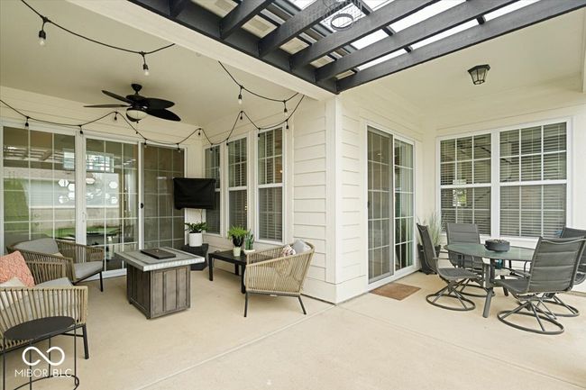 covered patio, perfect for entertaining | Image 28