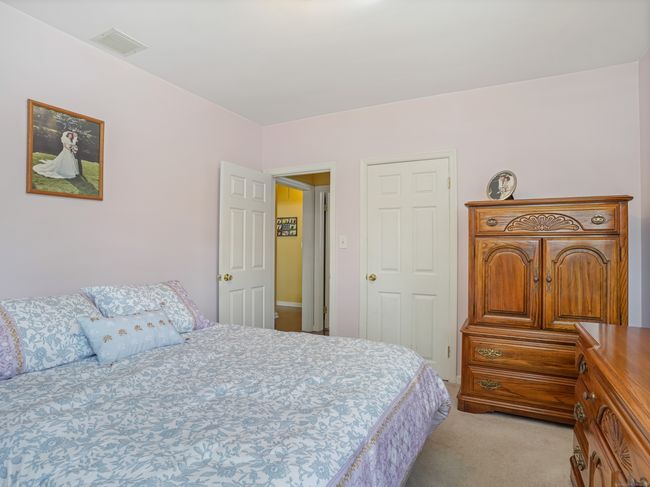 Primary Bedroom | Image 10