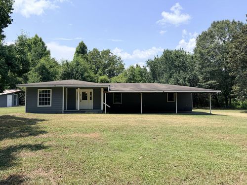 809 W Camp Ave, Lumberton, MS, 39455-2220 | Card Image
