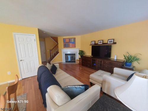 37 Boston Ct, Newark, NJ, 07103-3442 | Card Image