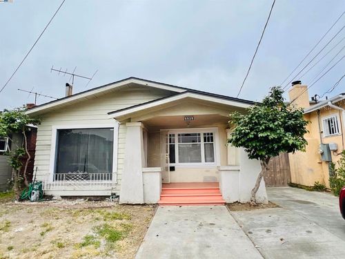 5525 Harvey Ave, Oakland, CA, 94621-4339 | Card Image