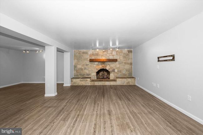 4211 Spring View Ct, House other with 5 bedrooms, 5 bathrooms and null parking in Jefferson MD | Image 23