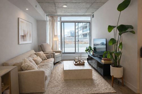 210-665 Queen St E, Toronto, ON, M4M0G3 | Card Image