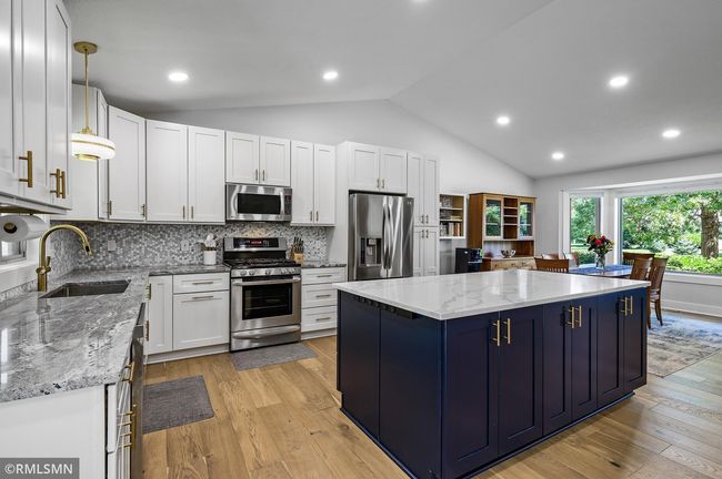 10069 Fox Run Rd, House other with 4 bedrooms, 3 bathrooms and null parking in Woodbury MN | Image 11