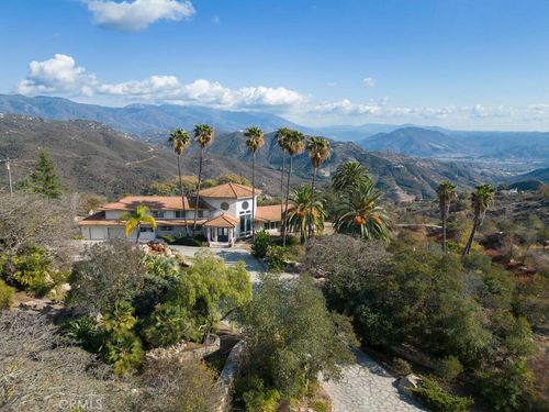 6455 Rainbow Heights Rd, Fallbrook, CA, 92028-8850 | Card Image