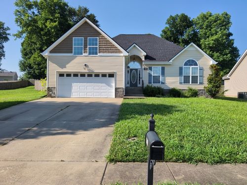 800 Cindy Jo Ct, Clarksville, TN, 37040-2557 | Card Image
