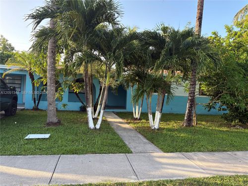 1011 Nw 183rd Dr, Miami Gardens, FL, 33169-4206 | Card Image