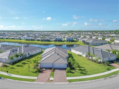 2039 Vermont Ln, NAPLES, FL, 34120-5754 | Card Image