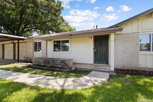 8810 Garden Quarter St, San Antonio, TX, 78217-4212 | Card Image