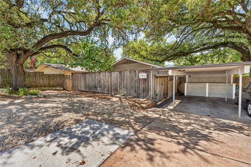 a-2412 S 5th St, Austin, TX, 78704-5335 | Card Image
