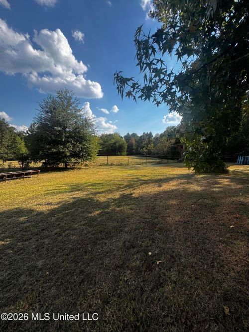 8507 Airport Rd E, Hernando, MS, 38632-7550 | Card Image