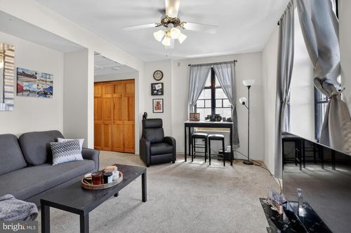 501-1601 Spring Garden St, PHILADELPHIA, PA, 19130-3944 | Card Image