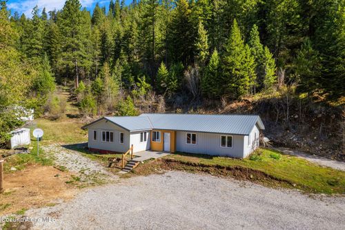 2899&2895 Upper Pack River Rd, Sandpoint, ID, 83864 | Card Image