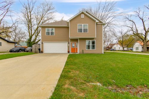 210 S Walker St, STURGEON, MO, 65284 | Card Image