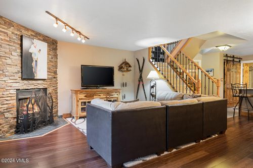 207-a-4192 Spruce Way, Vail, CO, 81657-5349 | Card Image
