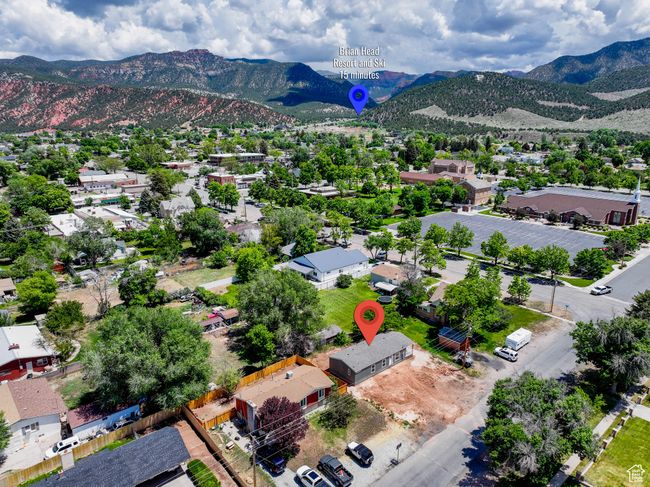 Aerial view of residential area with mountains | Image 31