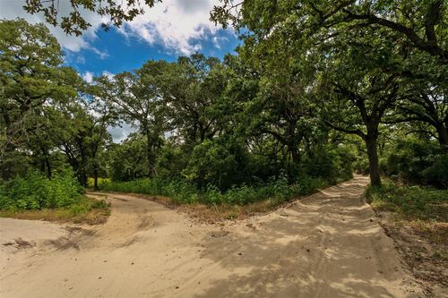 145 Private Road 6070, Cameron, TX, 76520-5453 | Card Image