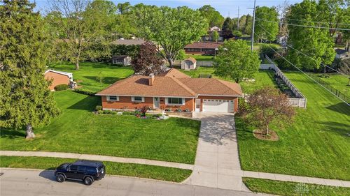 111 Tietzmann Ave, Englewood, OH, 45322-1234 | Card Image