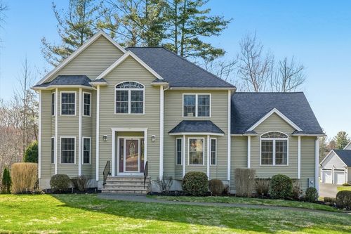 10 Rolling Meadows Ln, Haverhill, MA, 01832-8815 | Card Image