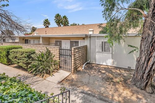 d-3096 Panorama Rd, Riverside, CA, 92506-1426 | Card Image