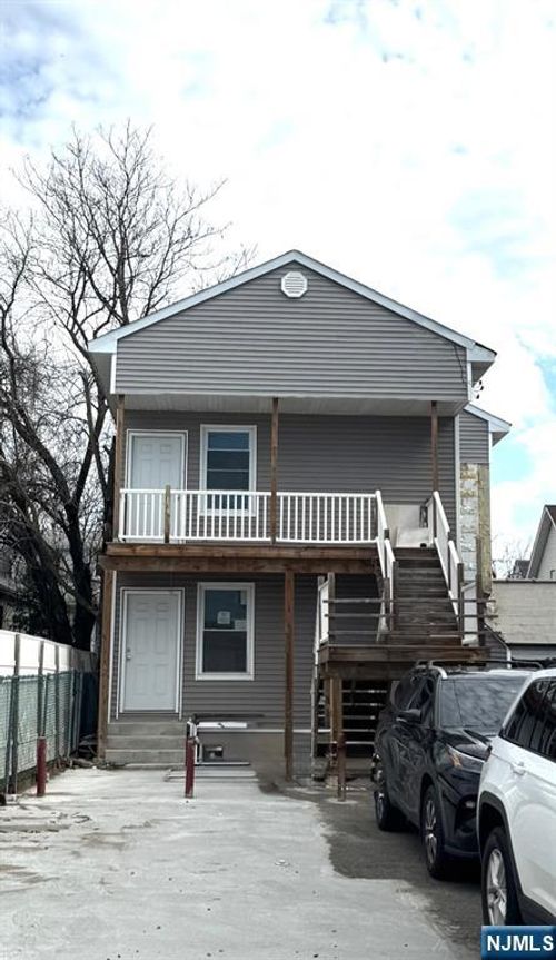 120 Sheridan Ave, Paterson, NJ, 07502-1925 | Card Image