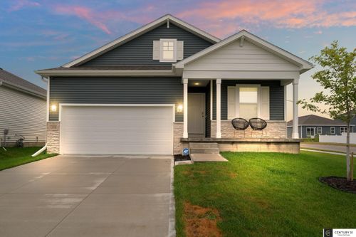 12650 S 205th St, Gretna, NE, 68028-8118 | Card Image