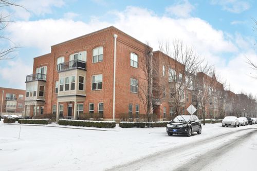 207-960 Perry St, Columbus, OH, 43215-1280 | Card Image