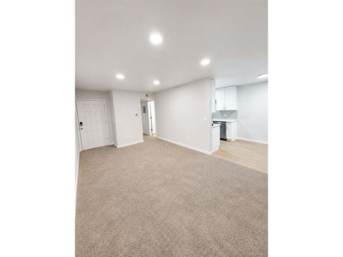 105-10702 E Exposition Ave, Aurora, CO, 80012-2101 | Card Image